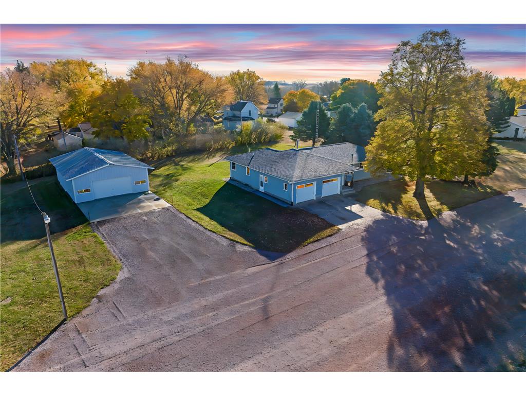 230 N Lindberg Avenue Dunnell MN 56127 6813416 image1