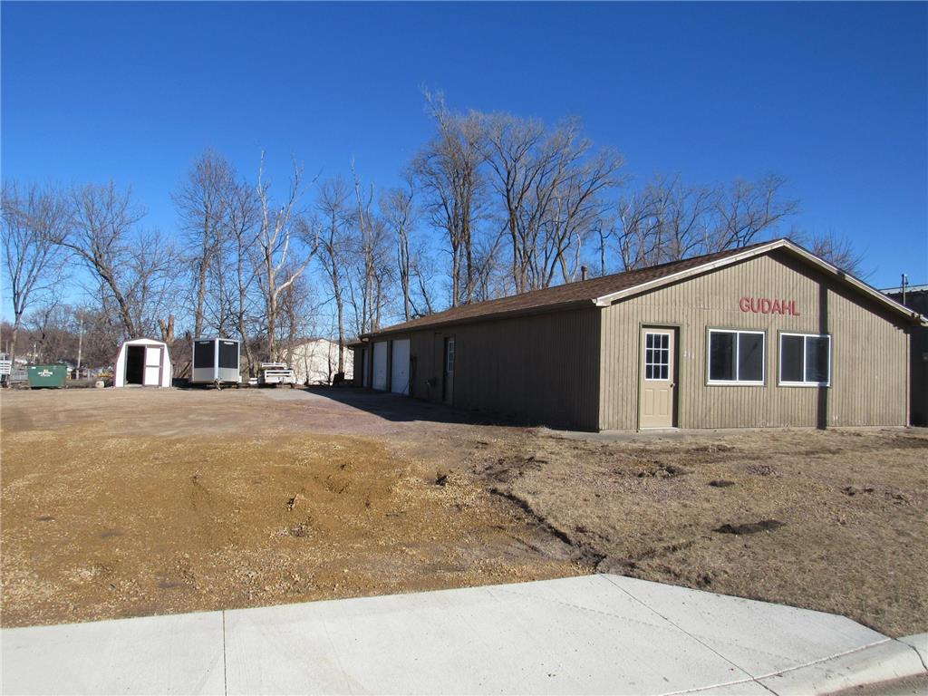 230 N Rice Street Blue Earth MN 56013 6686242 image1