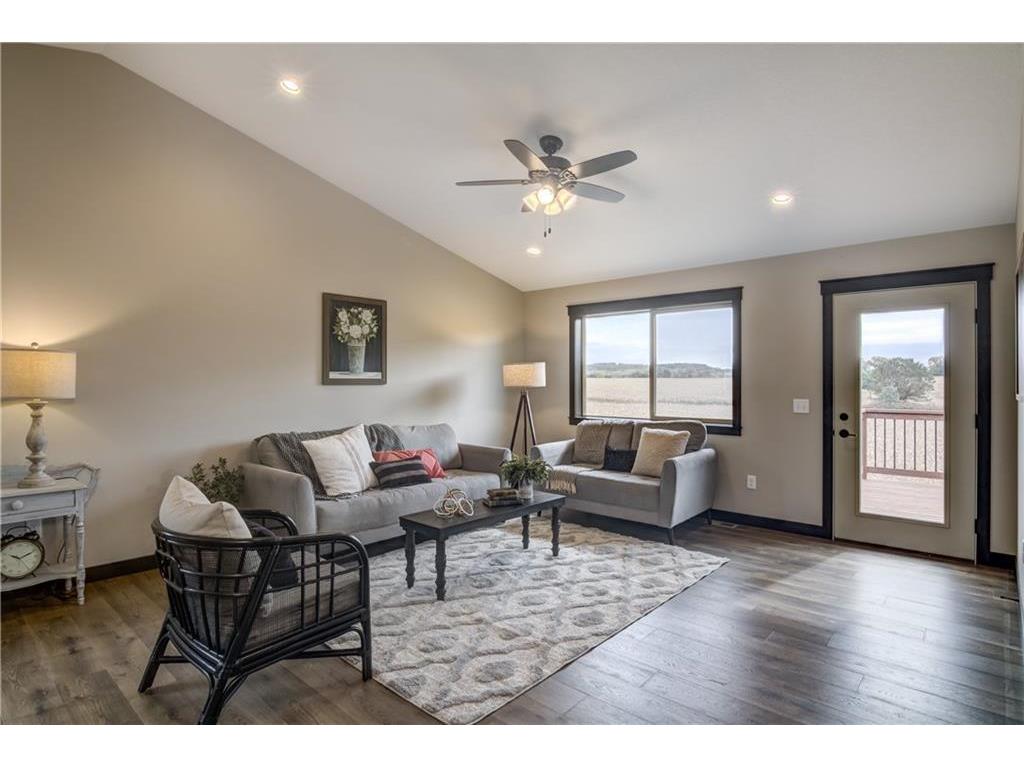 230 S Chestnut Street Ellsworth WI 54011 6820827 image10