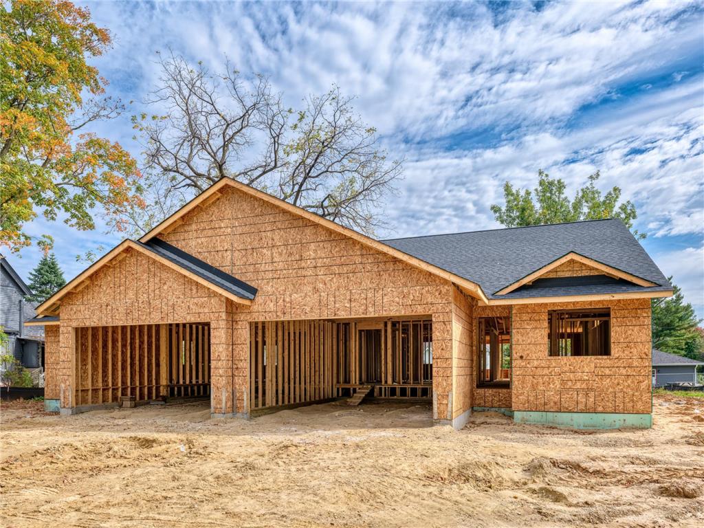 230 S Chestnut Street Ellsworth WI 54011 6820827 image4