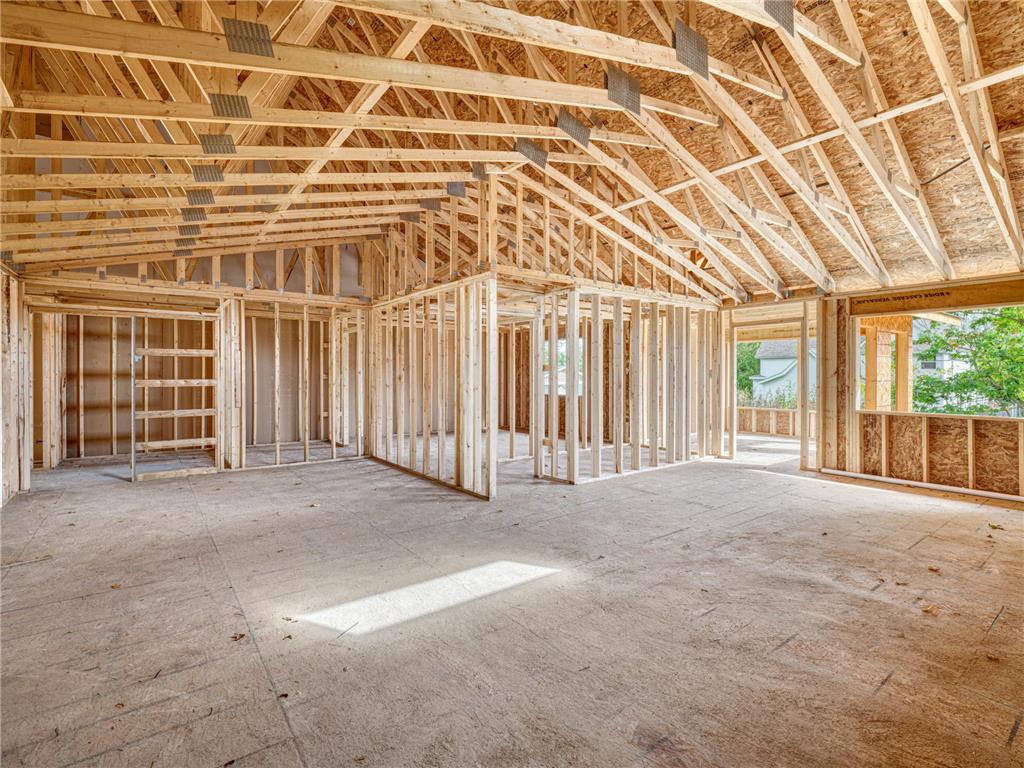 230 S Chestnut Street Ellsworth WI 54011 6820827 image8