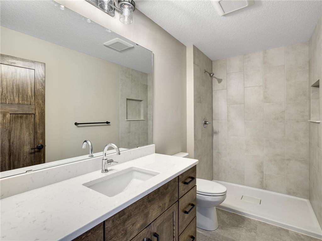 230 S Chestnut Street Ellsworth WI 54011 7014535 image10