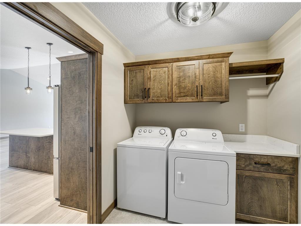 230 S Chestnut Street Ellsworth WI 54011 7014535 image5