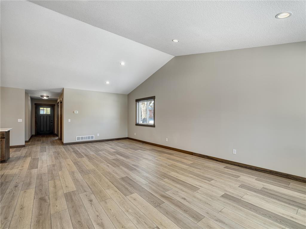 230 S Chestnut Street Ellsworth WI 54011 7014535 image7