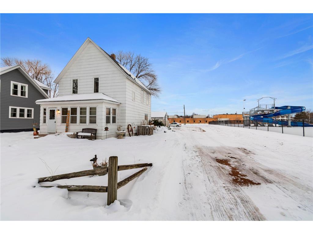 230 S Willow Street, Belle Plaine, MN 56011 MLS 6319765 Edina Realty