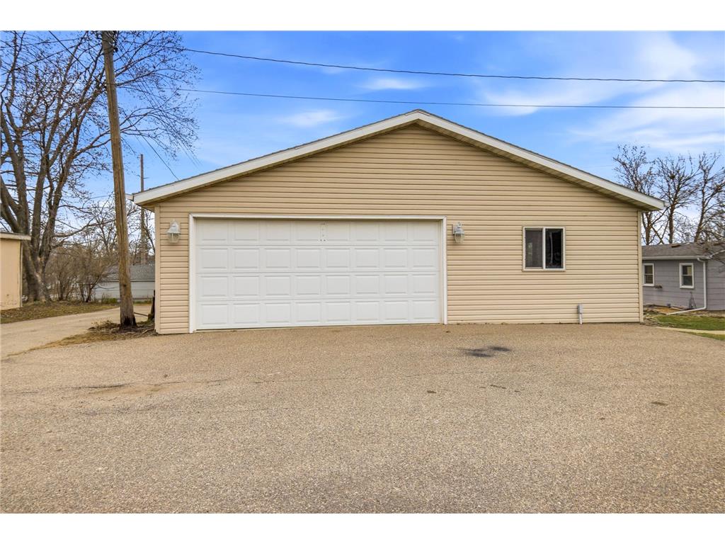230 Spruce Avenue Owatonna MN 55060 7051802 image34