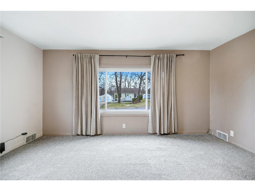 230 Spruce Avenue Owatonna MN 55060 7051802 image8