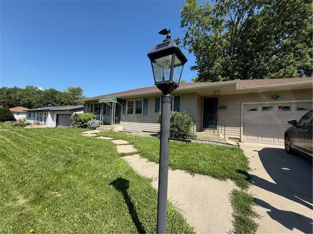 230 W 3 1/2 Street Waconia MN 55387 6771959 image1