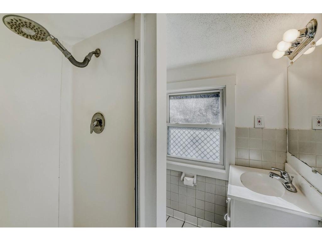 2300 Ford Road Minnetonka MN 55305 7092211 image20