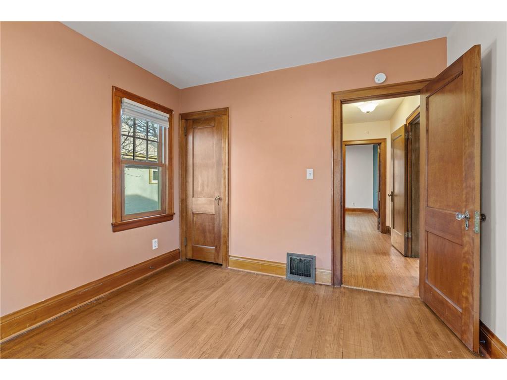 2300 Mckinley Street NE Minneapolis MN 55418 7078633 image11