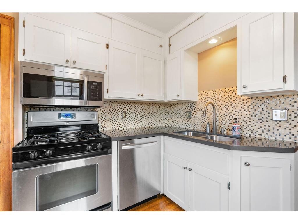 2300 Mckinley Street NE Minneapolis MN 55418 7078633 image9