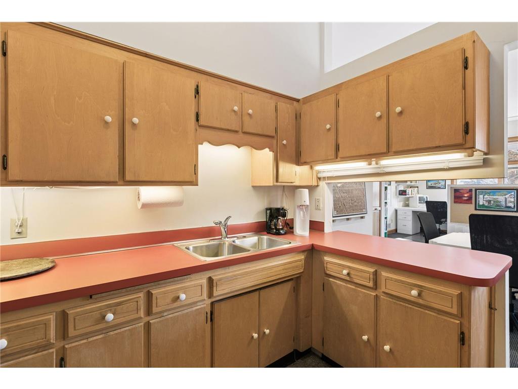 2300 Milwaukee Avenue Minneapolis MN 55404 7054943 image32