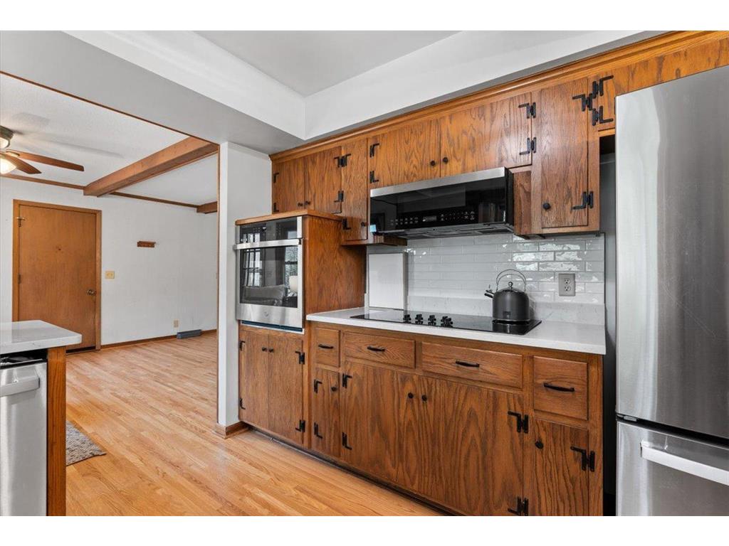 2300 Oakwood Drive Burnsville MN 55306 7102607 image13