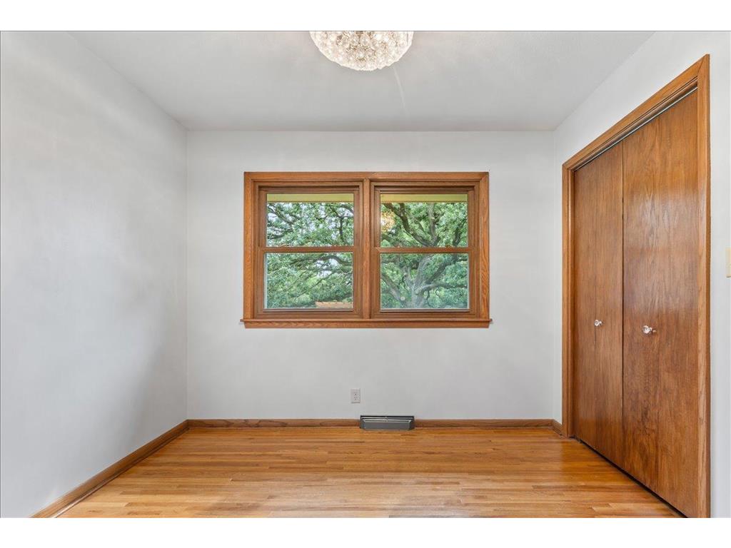 2300 Oakwood Drive Burnsville MN 55306 7102607 image27