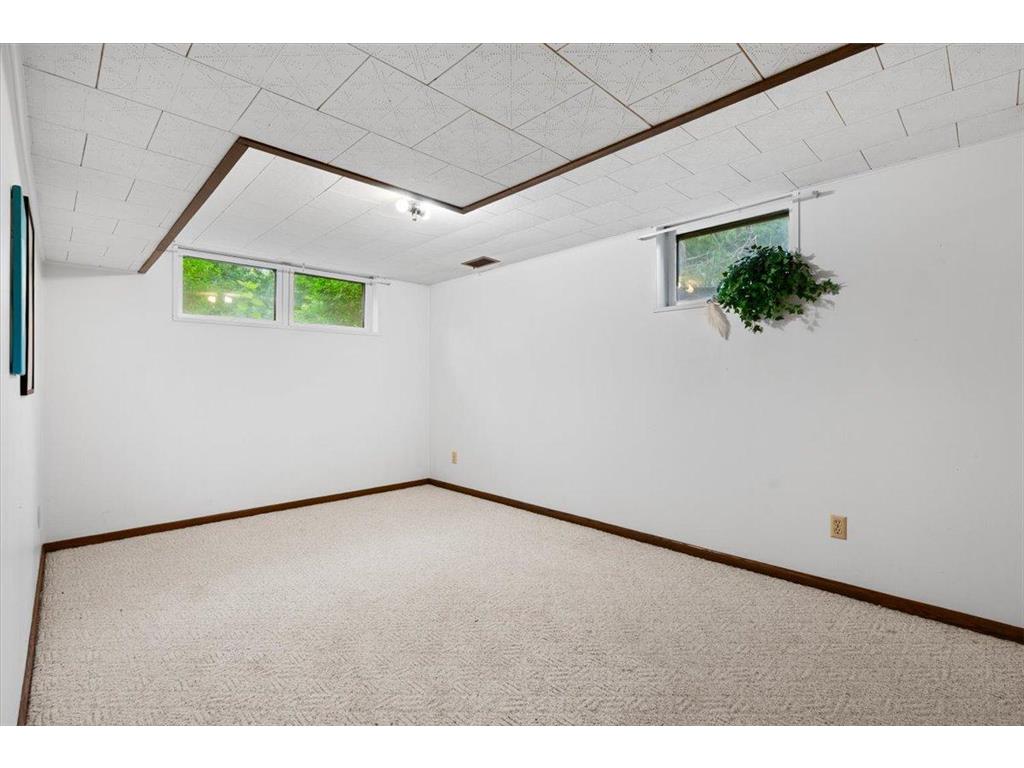 2300 Oakwood Drive Burnsville MN 55306 7102607 image38