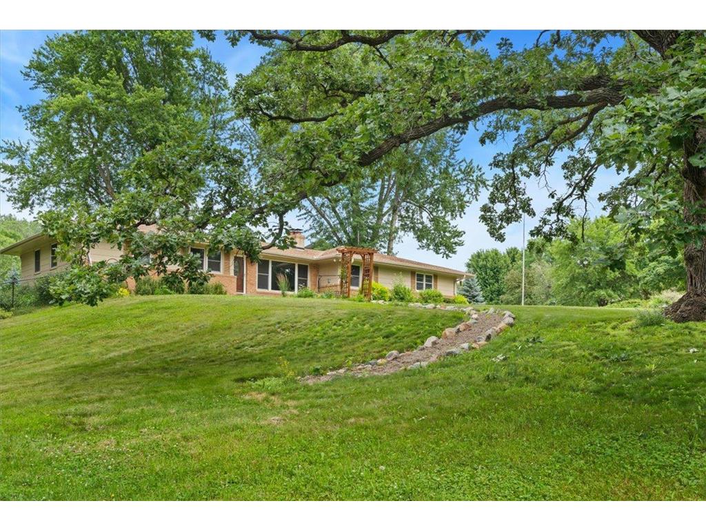 2300 Oakwood Drive Burnsville MN 55306 7102607 image45