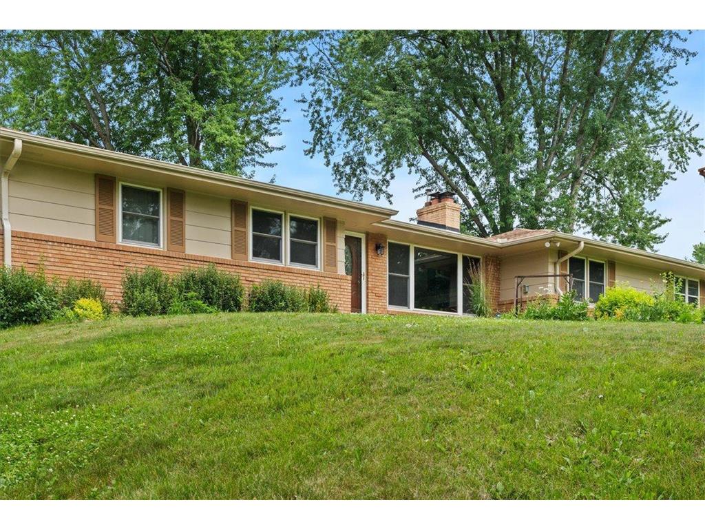 2300 Oakwood Drive Burnsville MN 55306 7102607 image46