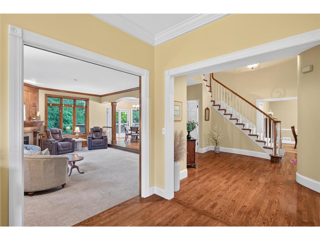 2300 Wildwood Court Burnsville MN 55306 7074154 image17