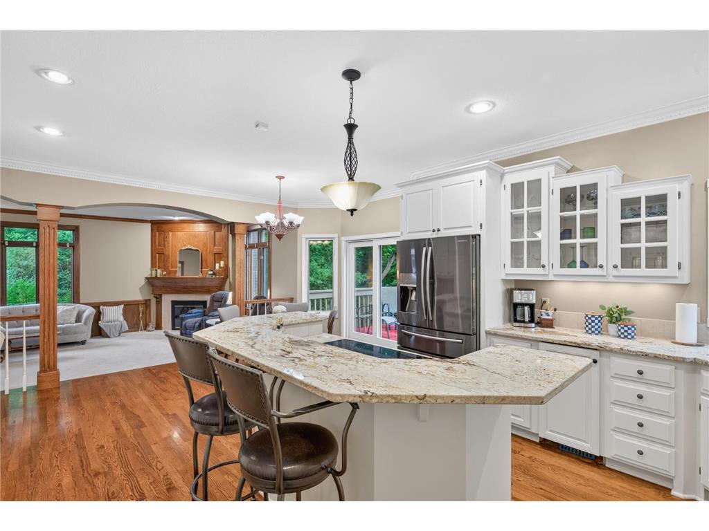 2300 Wildwood Court Burnsville MN 55306 7074154 image27