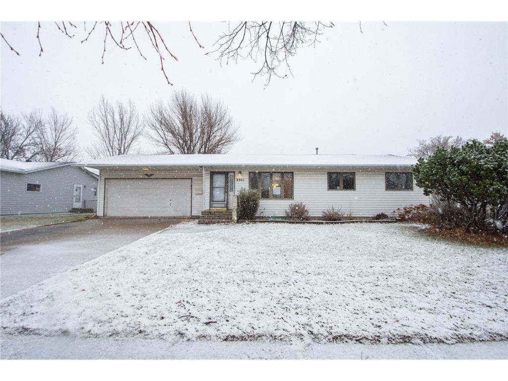 2301 23rd Avenue S Fargo ND 58103 6823280 image1