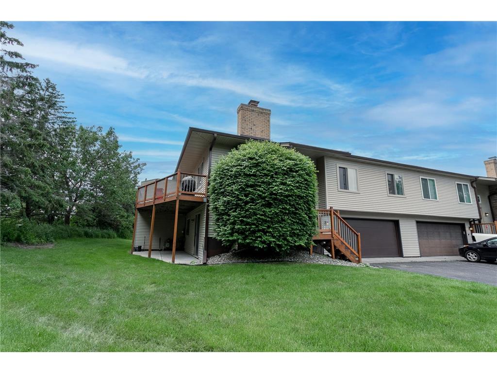 2301 Amberwood Drive Woodbury MN 55125 6547378 image1