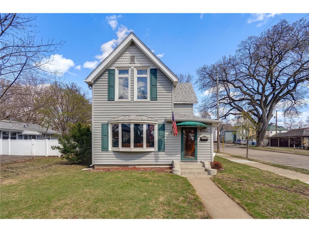 2301 Fillmore Street NE Minneapolis MN 55418 6707558 image1