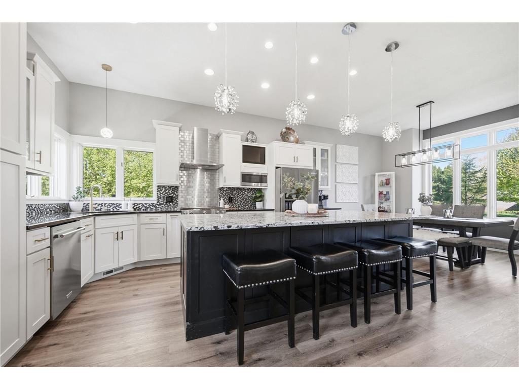 2301 Great Oaks Drive Burnsville MN 55337 7066805 image12