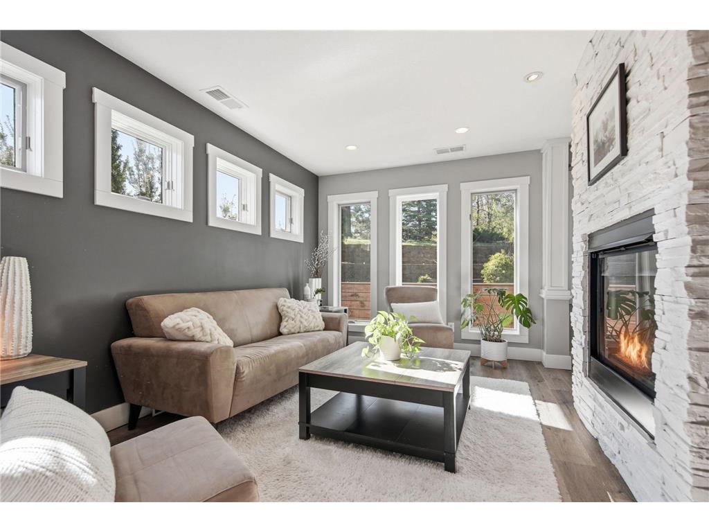 2301 Great Oaks Drive Burnsville MN 55337 7066805 image29