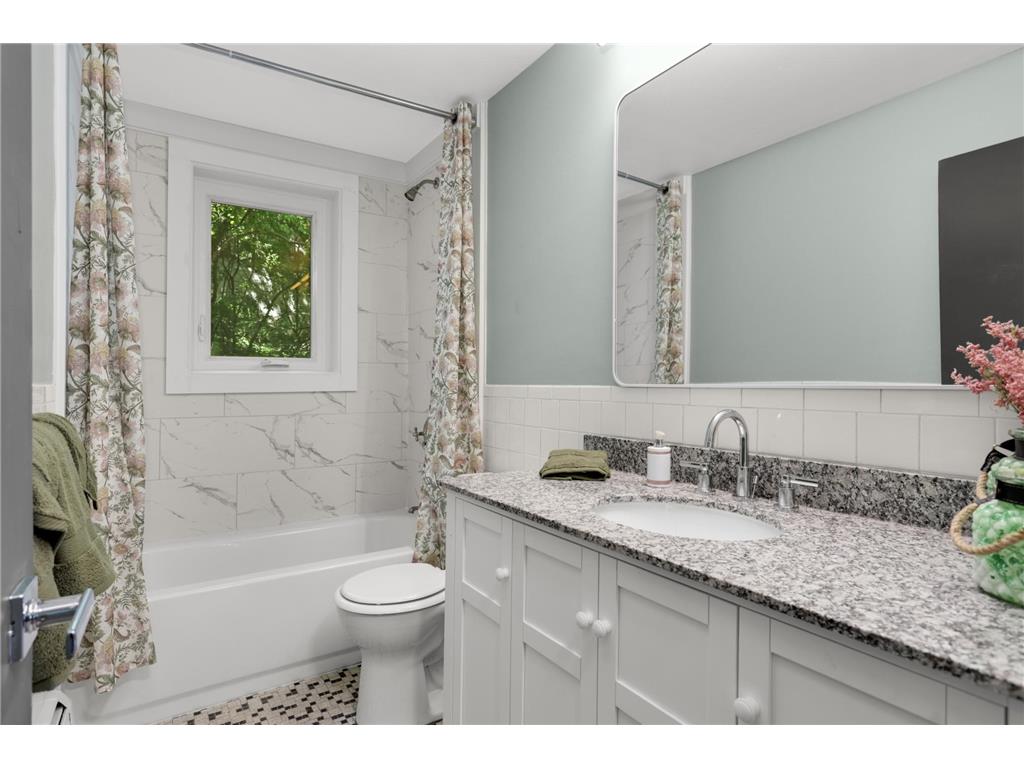 2301 Unity Avenue N Golden Valley MN 55422 7090910 image17