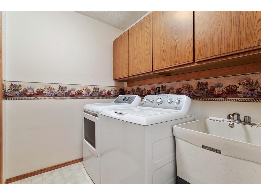 2301 Wight Bay Brooklyn Park MN 55443 7066176 image11