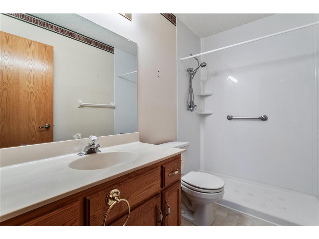 2301 Wight Bay Brooklyn Park MN 55443 7066176 image14
