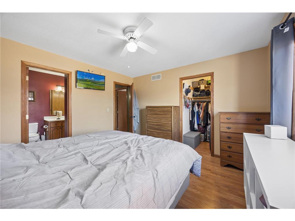 23015 21st Avenue Saint Augusta MN 56301 7054118 image10