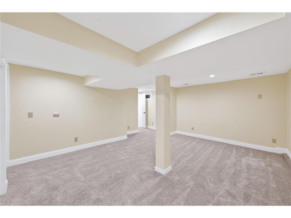 2302 Brewster Street Saint Paul MN 55108 7038525 image26