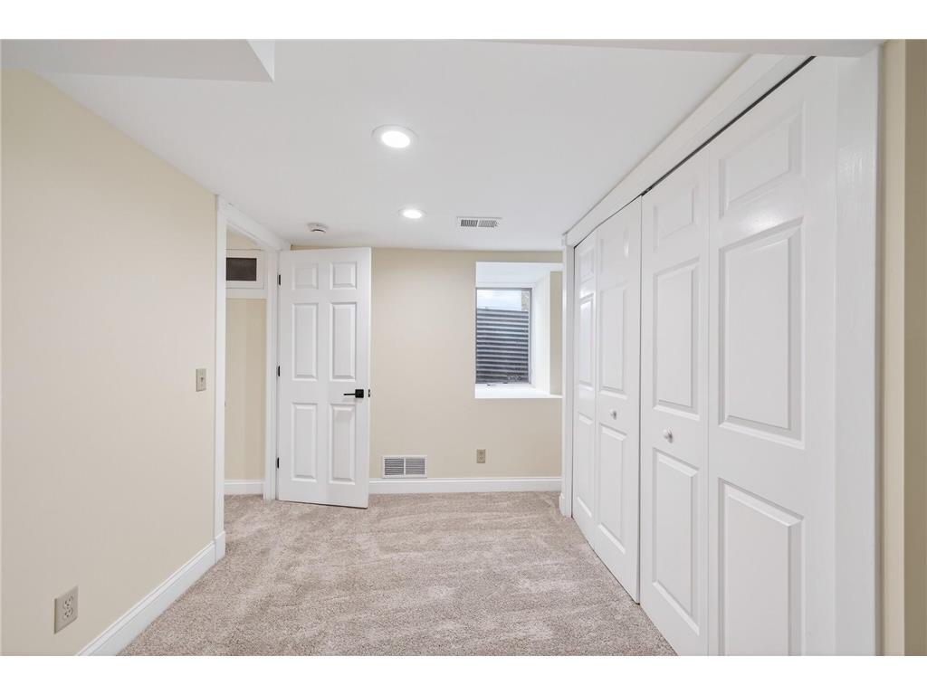 2302 Brewster Street Saint Paul MN 55108 7038525 image28
