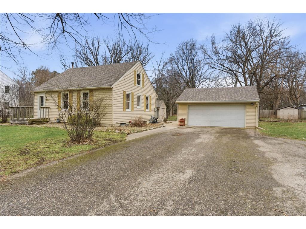 2304 15th Avenue SW Austin MN 55912 7053796 image4