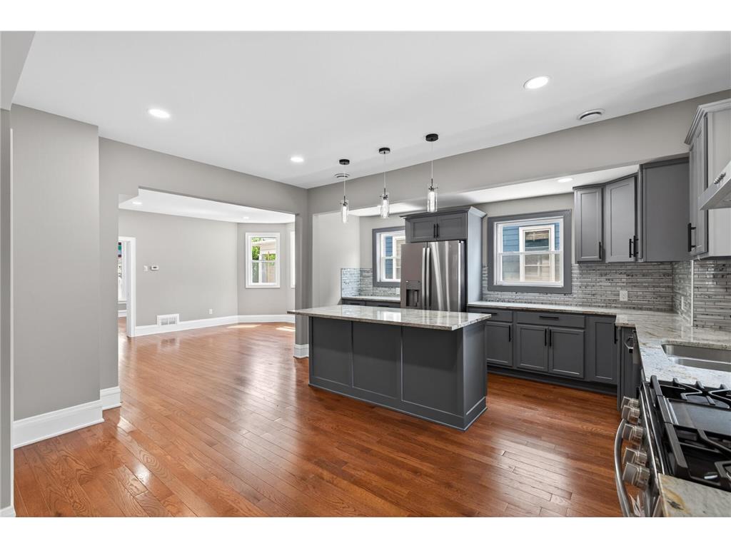 2304 26th Avenue S Minneapolis MN 55406 7084732 image11