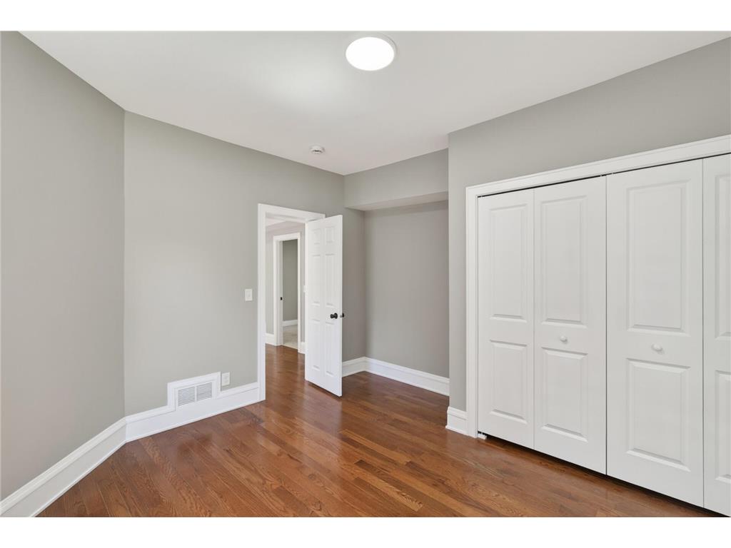 2304 26th Avenue S Minneapolis MN 55406 7084732 image16