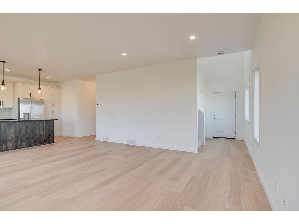 2304 37 Avenue S Moorhead MN 56560 6804093 image3