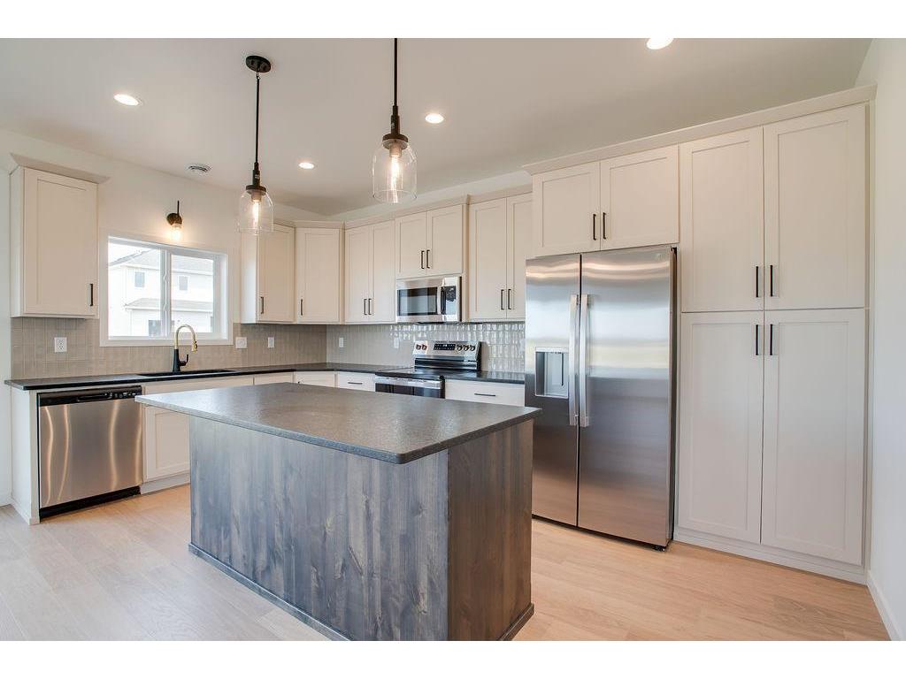 2304 37 Avenue S Moorhead MN 56560 6804093 image8