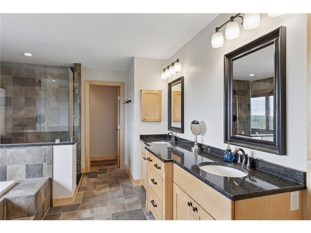 2304 Britwood Lane SW Rochester MN 55902 6822570 image40