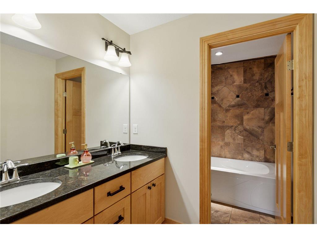 2304 Britwood Lane SW Rochester MN 55902 6822570 image51