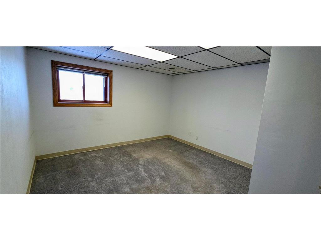 2304 S Broadway Street Alexandria MN 56308 7011757 image15