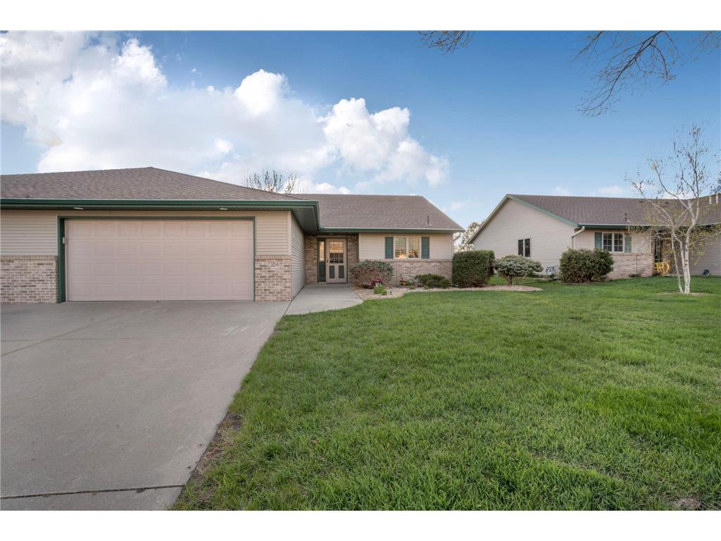 2304 SW 10 Street Willmar MN 56201 7069356 image1