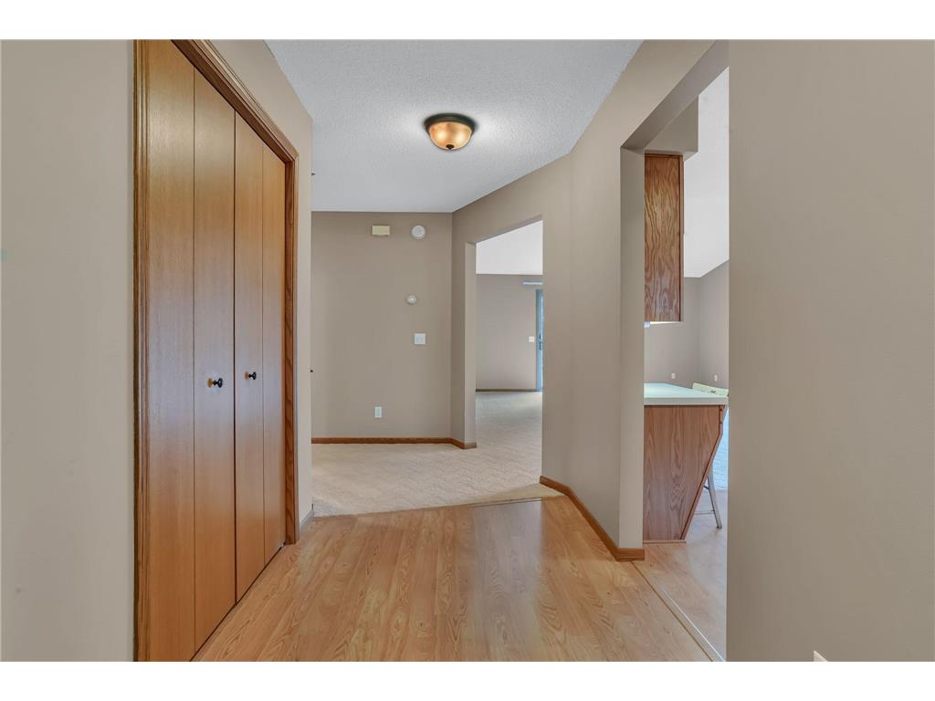 2304 SW 10 Street Willmar MN 56201 7069356 image7