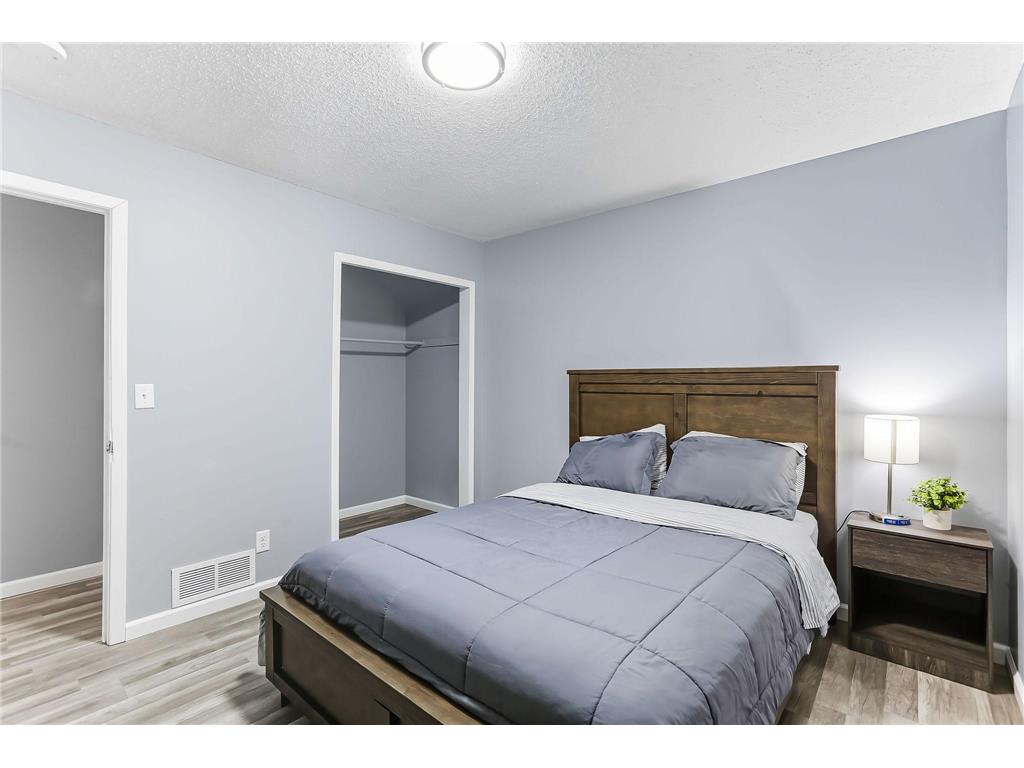 2304 Sheridan Avenue N Minneapolis MN 55411 7082234 image16