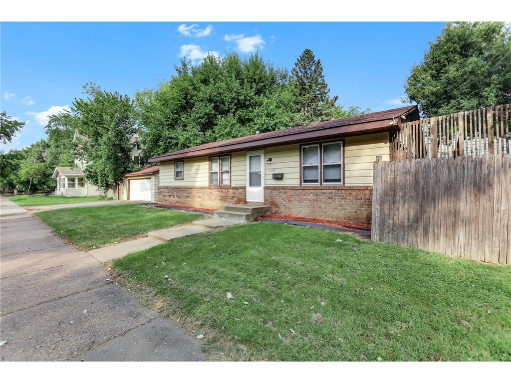 2304 Sheridan Avenue N Minneapolis MN 55411 7082234 image2