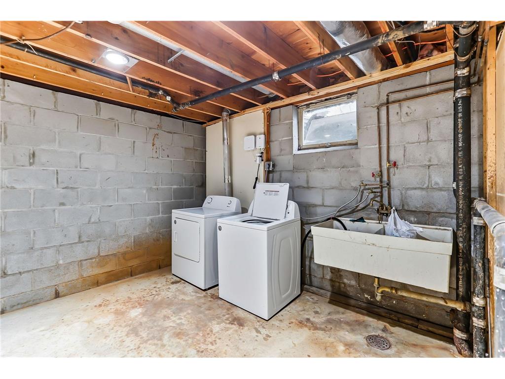 2304 Sheridan Avenue N Minneapolis MN 55411 7082234 image23