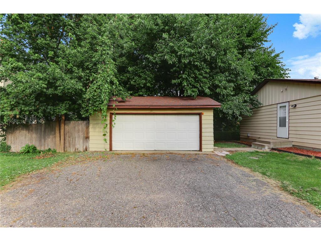 2304 Sheridan Avenue N Minneapolis MN 55411 7082234 image3
