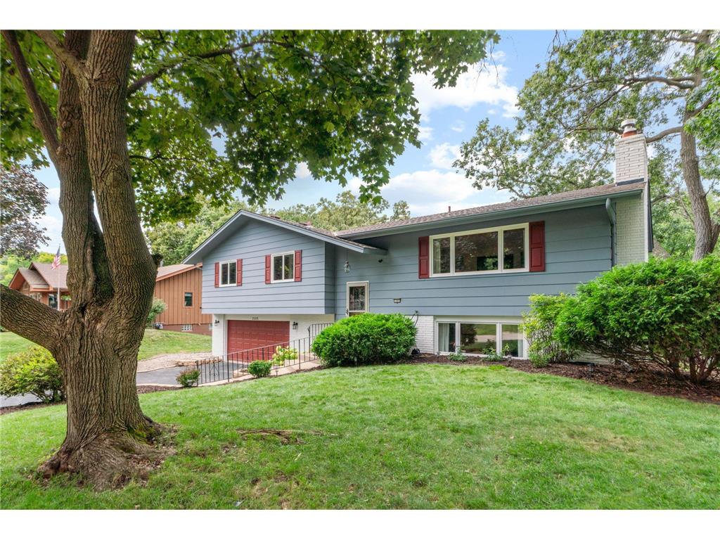 2305 Chalet Drive NE Columbia Heights MN 55421 6598484 image1