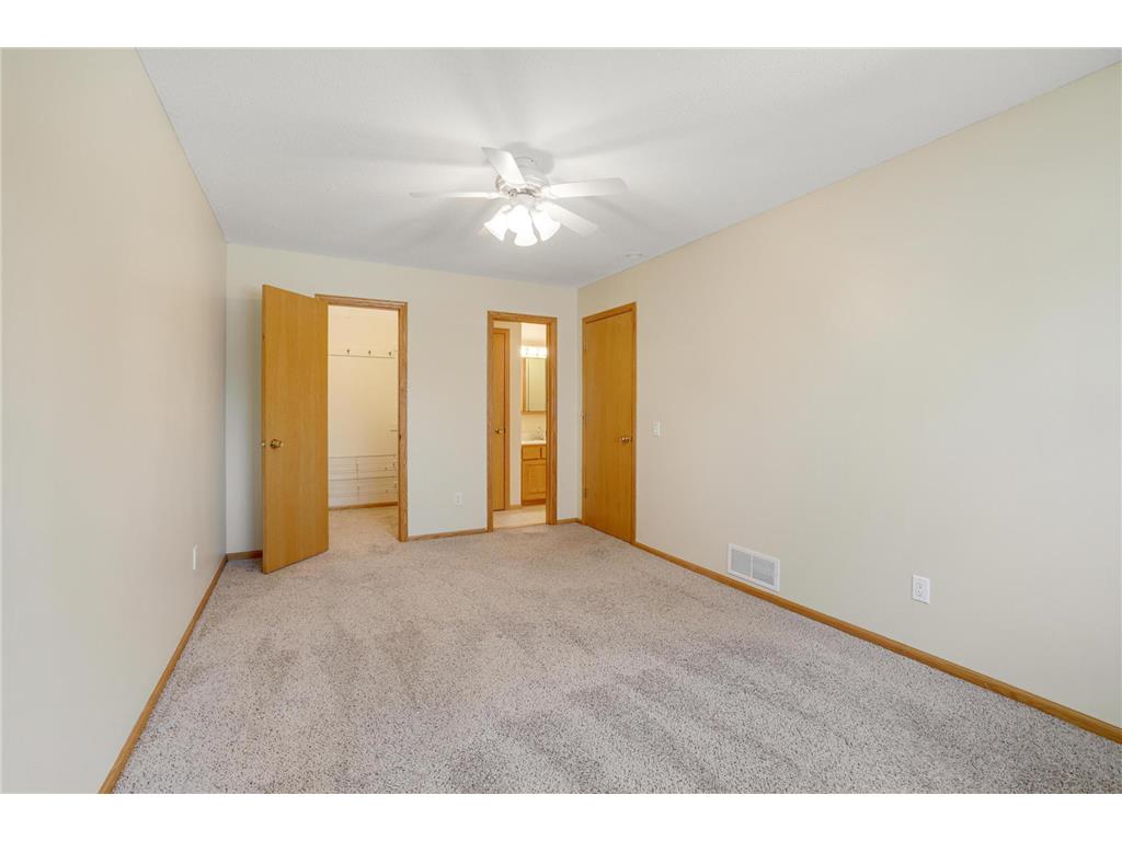 2305 E 122nd Street Burnsville MN 55337 7029796 image14